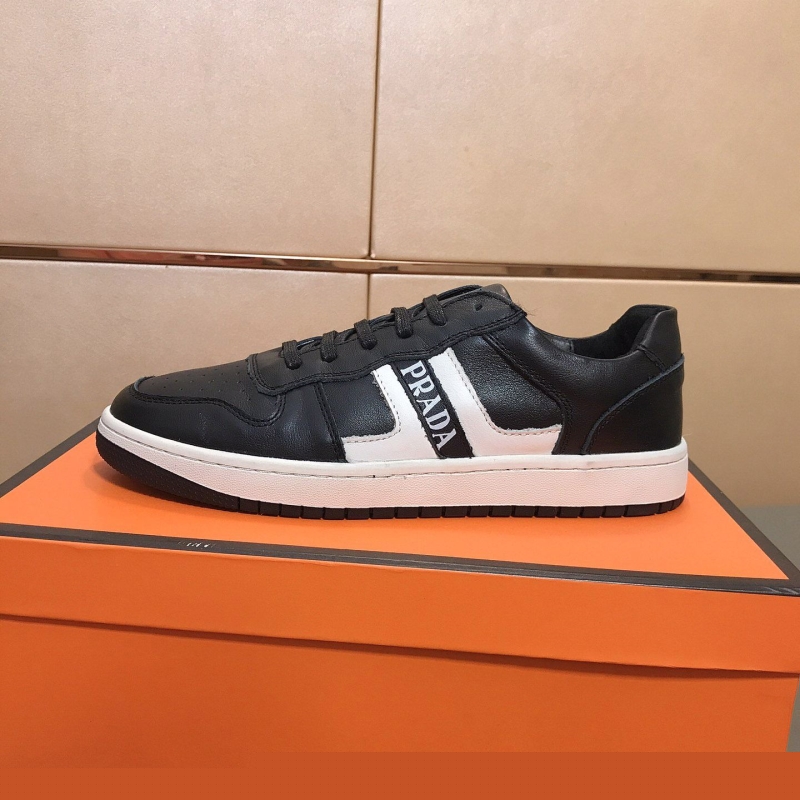 Pra*a casual shoes